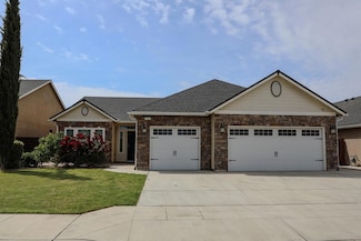 7285 W San Jose Ave, Fresno, CA 93723