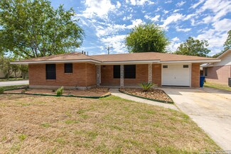 4942 Stoneleigh Dr, San Antonio, TX 78220