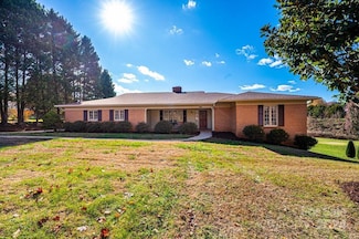 1032 E 23rd St Unit 6G, Newton, NC 28658