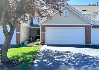 525 Bradbury Ln Unit 525, Geneva, IL 60134