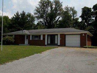 403 Friendship Rd, Beaver Falls, PA 15010