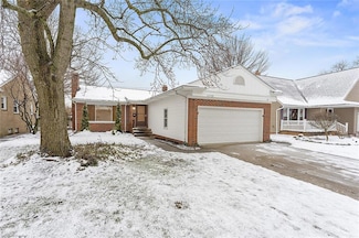 22399 Spencer Ln, Cleveland, OH 44126