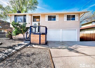 653 E Quail St, Sparks, NV 89431