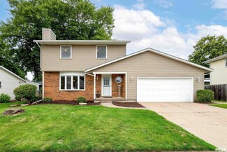 4460 Montclair Ct, Bettendorf, IA 52722