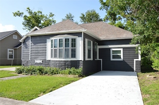 405 W Jack St, Baytown, TX 77520