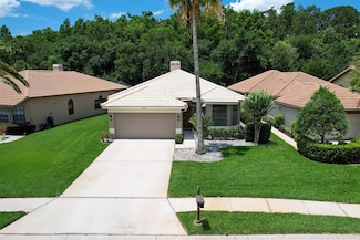 3704 Darston St, Palm Harbor, FL 34685