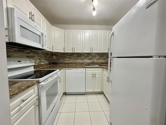 9517 Fontainebleau Blvd Unit 501-411, Miami, FL 33172