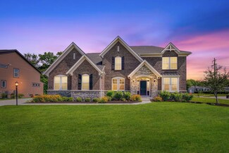 832 Pathlow Dr, Pickerington, OH 43147