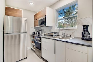 5530 NW 5th Ave, Miami, FL 33127