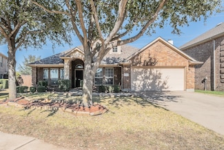5960 Summerwood Dr, Grand Prairie, TX 75052