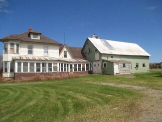 4548 Vt Route 105, Newport Center, VT 05857