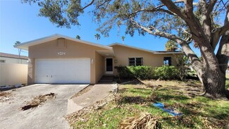4014 Alabama Ave NE, Saint Petersburg, FL 33703