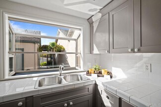 2429 Turnbridge Glen, Escondido, CA 92027