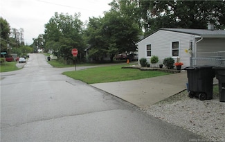 504 W Jefferson Ave, Clarksville, IN 47129