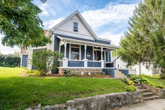 206 W Walnut St, Greencastle, IN 46135