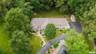 10415 Chayla Rd, Marion, IL 62959