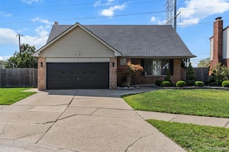 36635 Kenneth Ct, Sterling Heights, MI 48312