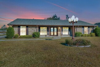 2731 Pineview St, Lake Charles, LA 70615