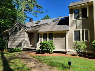 42 Point Breeze Rd, Wolfeboro, NH 03894