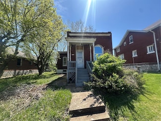 5530 Partridge Ave, Saint Louis, MO 63120