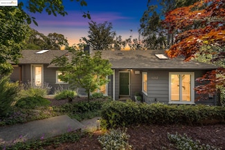 6262 Bullard Dr, Oakland, CA 94611