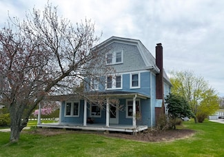 630 New Suffolk Rd, Cutchogue, NY 11935