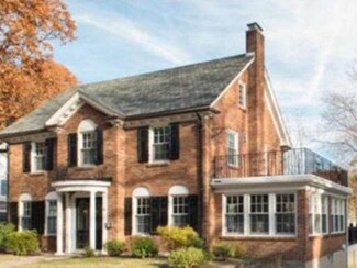 26 Whitney Rd, Newtonville, MA 02460