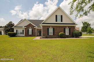127 Moonstone Ct, Jacksonville, NC 28546