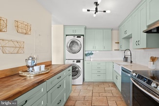 307 Yoakum Pkwy Unit 821, Alexandria, VA 22304