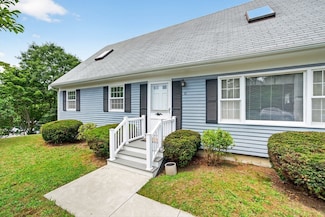 31 Charles l Mccombs Blvd, New Bedford, MA 02745