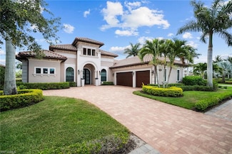 6597 Costa Cir, Naples, FL 34113