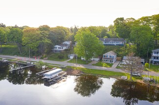 1615 S Lake St, Whitehall, MI 49461