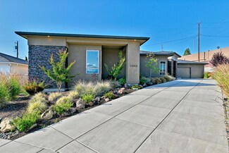 3303 Sky Way, Medford, OR 97504