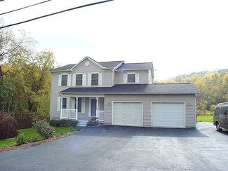 708 Coolspring St, Hopwood, PA 15445