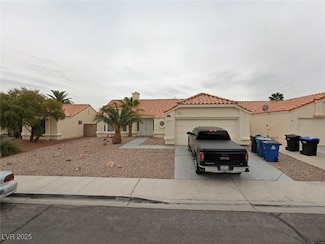 2725 Pinewood Ave, Henderson, NV 89074