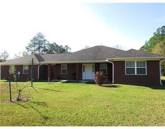 10013 Ridgeline Dr, Moss Point, MS 39562