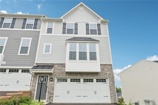 104 Filmore Dr, Canonsburg, PA 15317