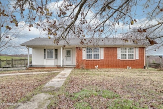 1395 Beason Rd, Byrdstown, TN 38549