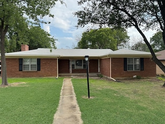 1820 Linden Dr, Denton, TX 76201