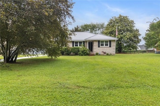 185 Launch Landing Rd, Moyock, NC 27958