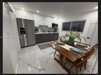 7325 N Augusta Dr Unit SIDE, Hialeah, FL 33015