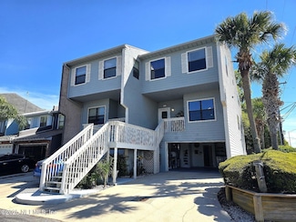 301 Scenic Point Ln, Fleming Island, FL 32003