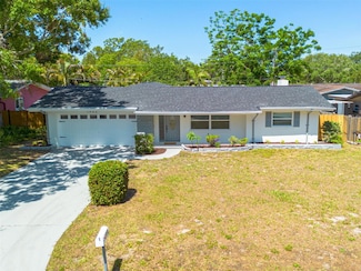 1952 Algonquin Dr, Clearwater, FL 33755