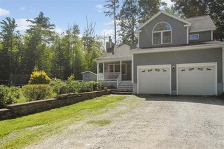 42 Spruce Rd, Middleton, NH 03887