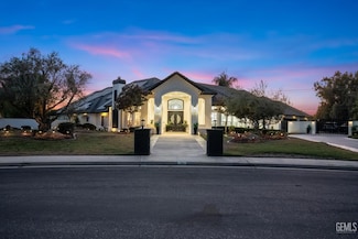 311 Saba Way, Bakersfield, CA 93314