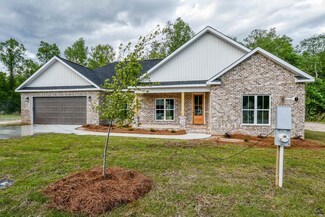 522 Liberty Hall Dr, Bonaire, GA 31005