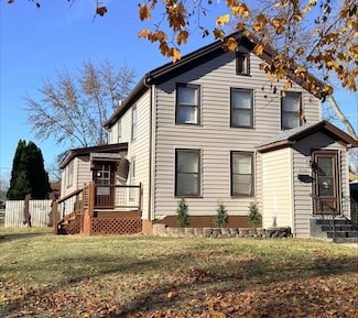 2104 Latham St, Rockford, IL 61103