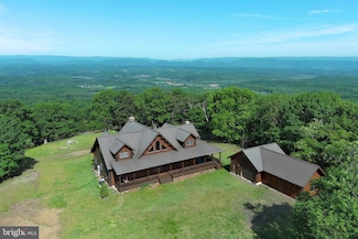 299 Harmisons Bluff Point, Fort Ashby, WV 26719