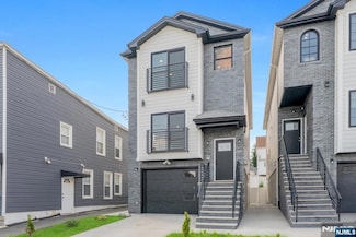 369 Forest St, Kearny, NJ 07032
