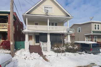 508 8th St, Racine, WI 53403